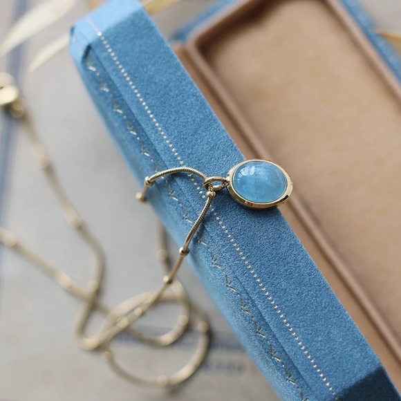 Premium Gold plated oval natural aquamarine necklace - Picture 3 of 8